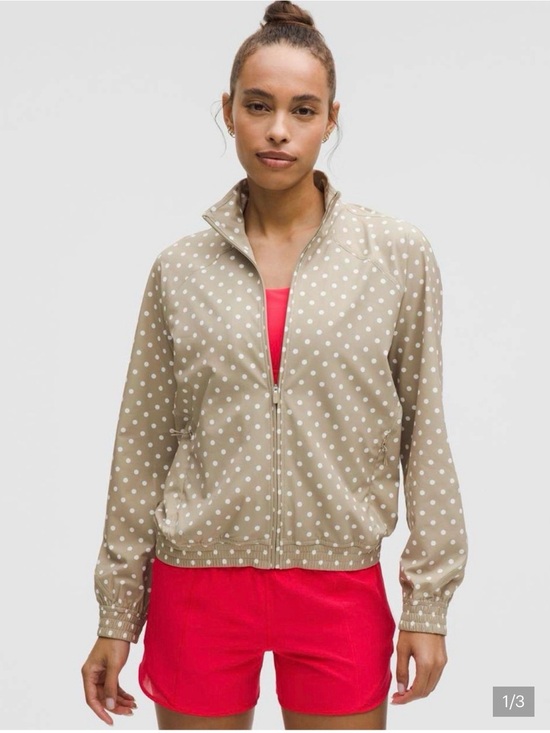 lululemon athletica Jackets & Blazers - Lululemon Beige Polka Dot Zip-Up Jacket